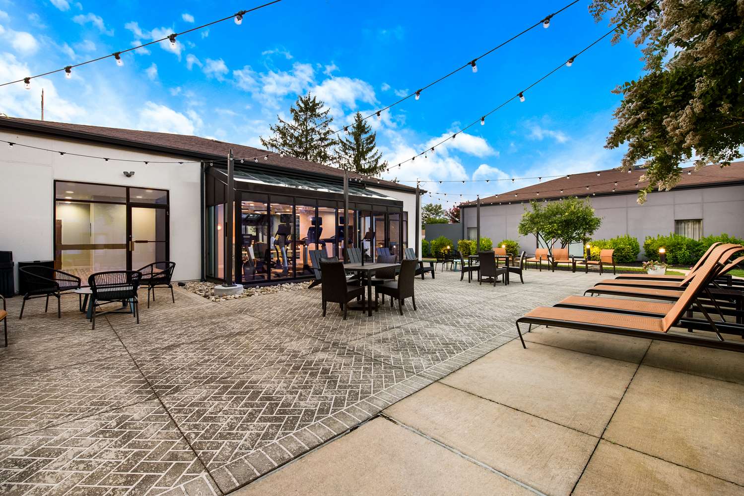 Фото Sonesta Select Philadelphia Airport