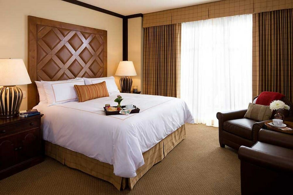 Фото Four Seasons Resort Vail