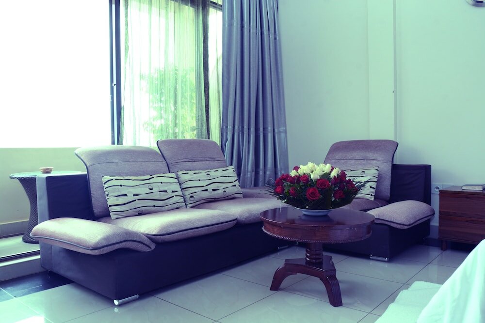 Фото Five to Five Hotel