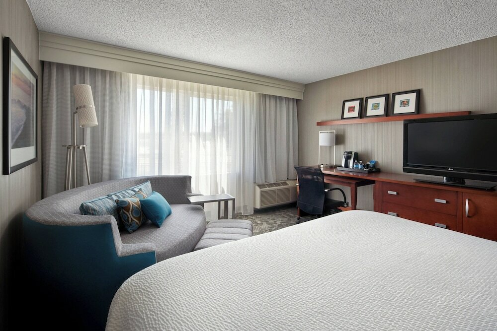 Фото Courtyard by Marriott Milpitas Silicon Valley