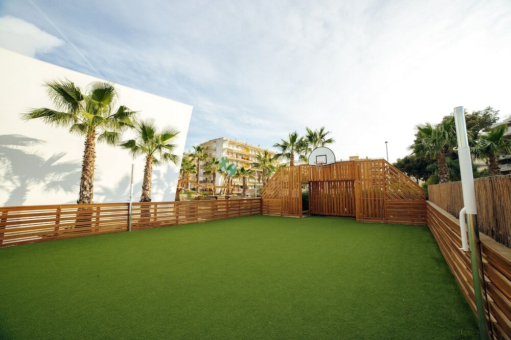 Фото Alannia Salou Resort