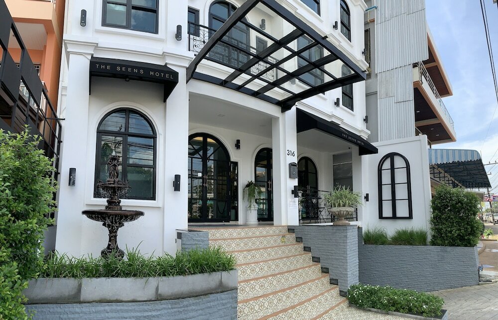 Фото The Seens Hotel