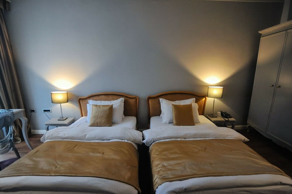 Фото Classic Hotel