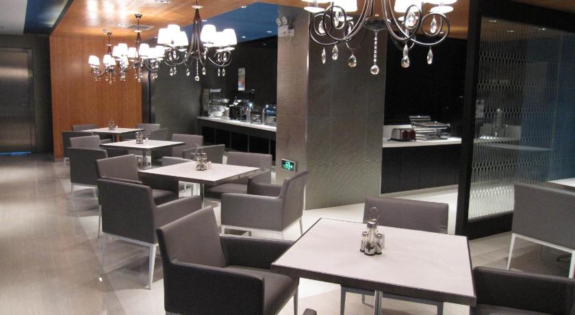 Фото Jinjiang Inn Wuhan Wuchang Railway Station