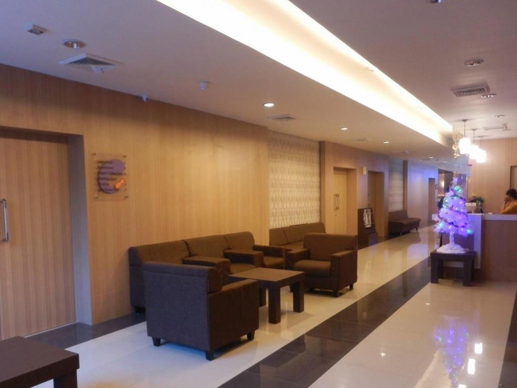Фото Grand Impression Hotel Medan