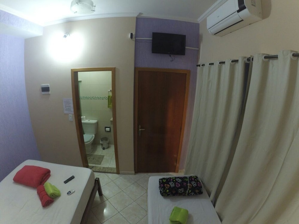 Фото Hotel e Pousada Santa Cruz