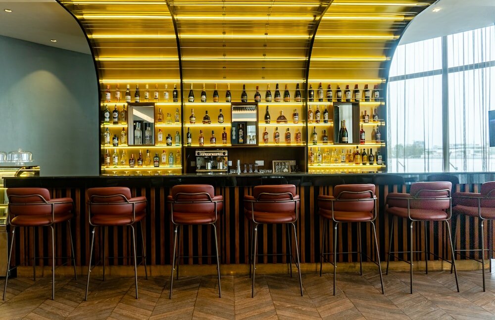 Фото Black Diamond Hotel