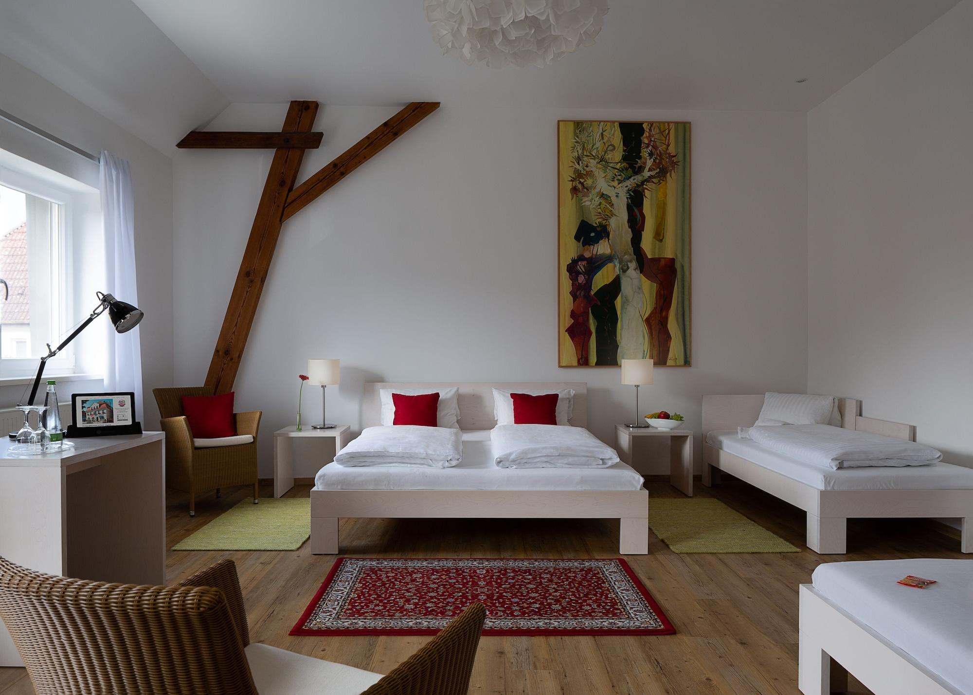 Фото Hotel Gasthof Zum Storch