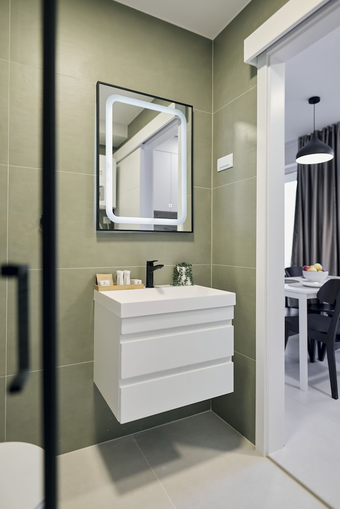 Фото Malinska Green Apartments