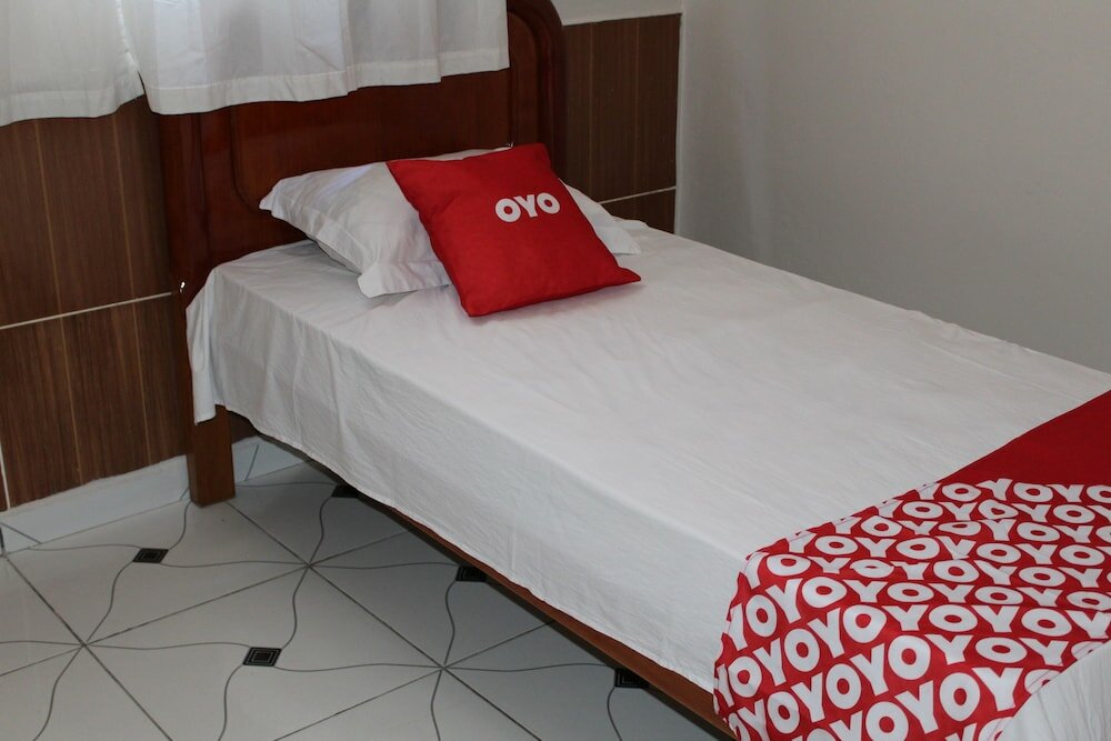 Фото Oyo Pousada Paraná, Cuiabá