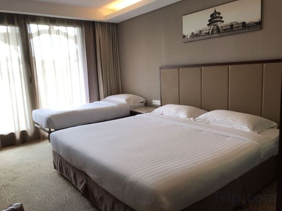 Фото Huatian Chinagora Hotel