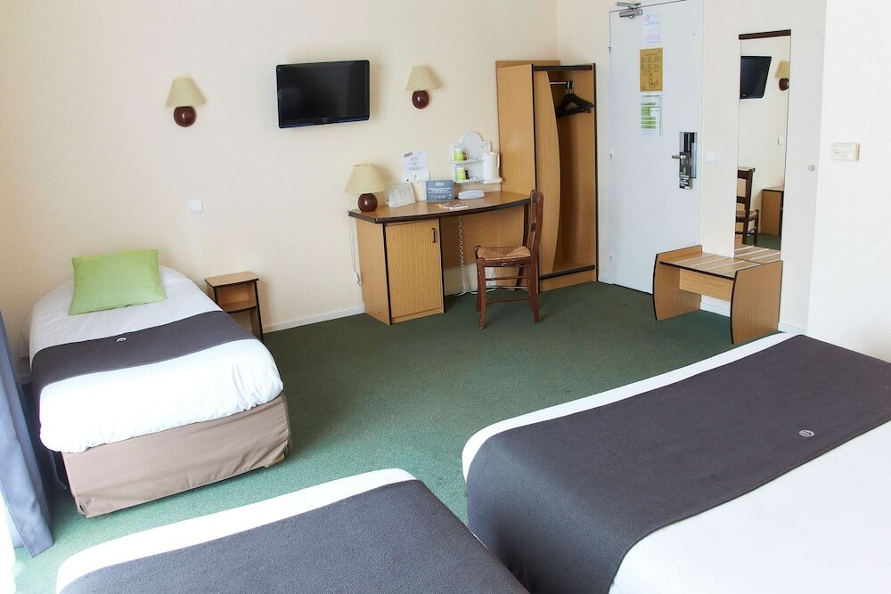 Фото Campanile Dijon Centre - Gare