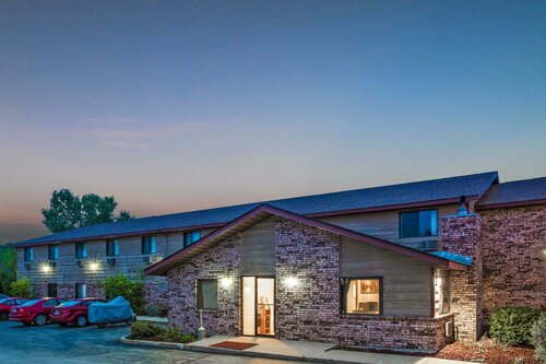 Гостиница Super 8 by Wyndham Hartford WI в Штате Висконсин