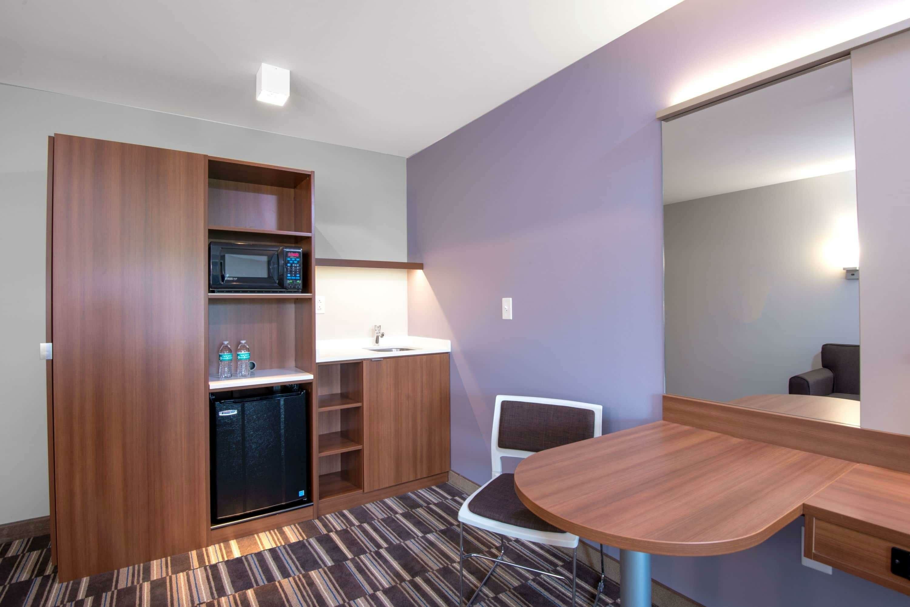 Фото Microtel Inn & Suites by Wyndham Philadelphia Airport Ridley