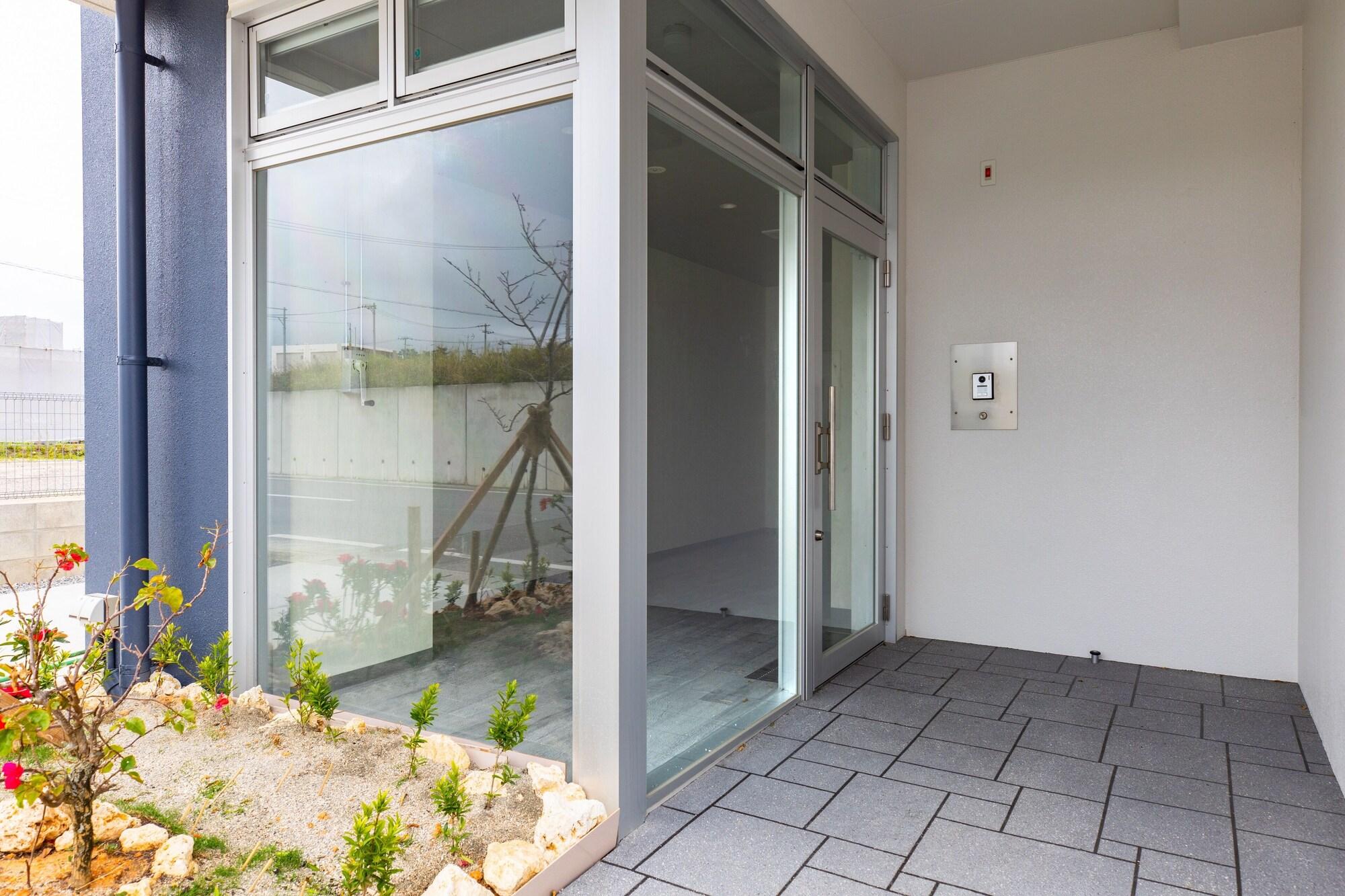 Фото Mr. Kinjo in Grand Blue Chatan