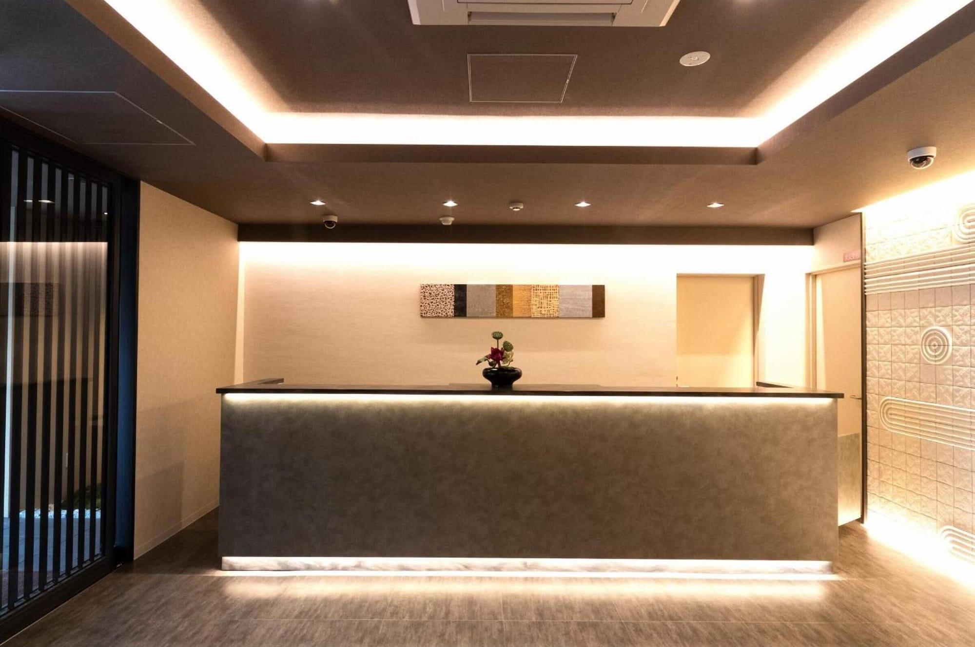 Фото Kyoto Crystal Hotel III