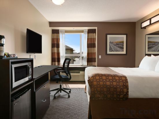 Фото Microtel Inn & Suites by Wyndham Lloydminster