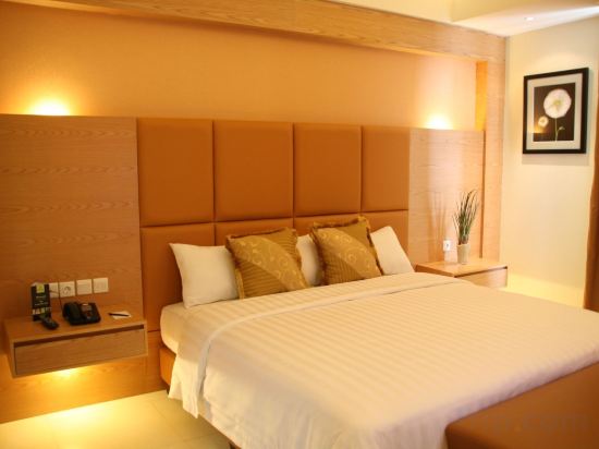 Фото Grand Pasundan Convention Hotel