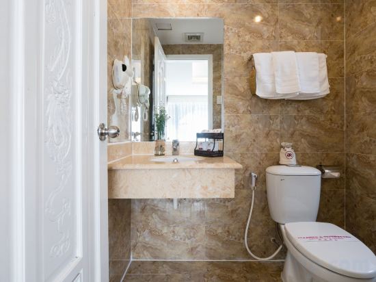 Фото Asian Ruby Center Point Hotel & Spa