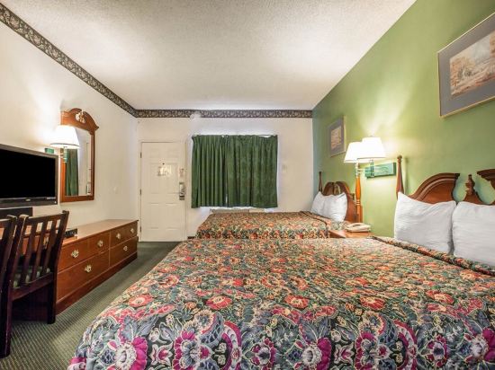 Фото Rodeway Inn near Melrose Ave