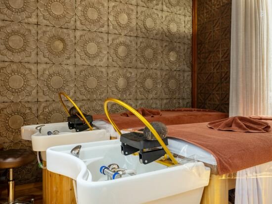 Фото Отель Harmony Saigon Hotel & Spa