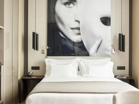 Фото Nh Collection Madrid Suecia