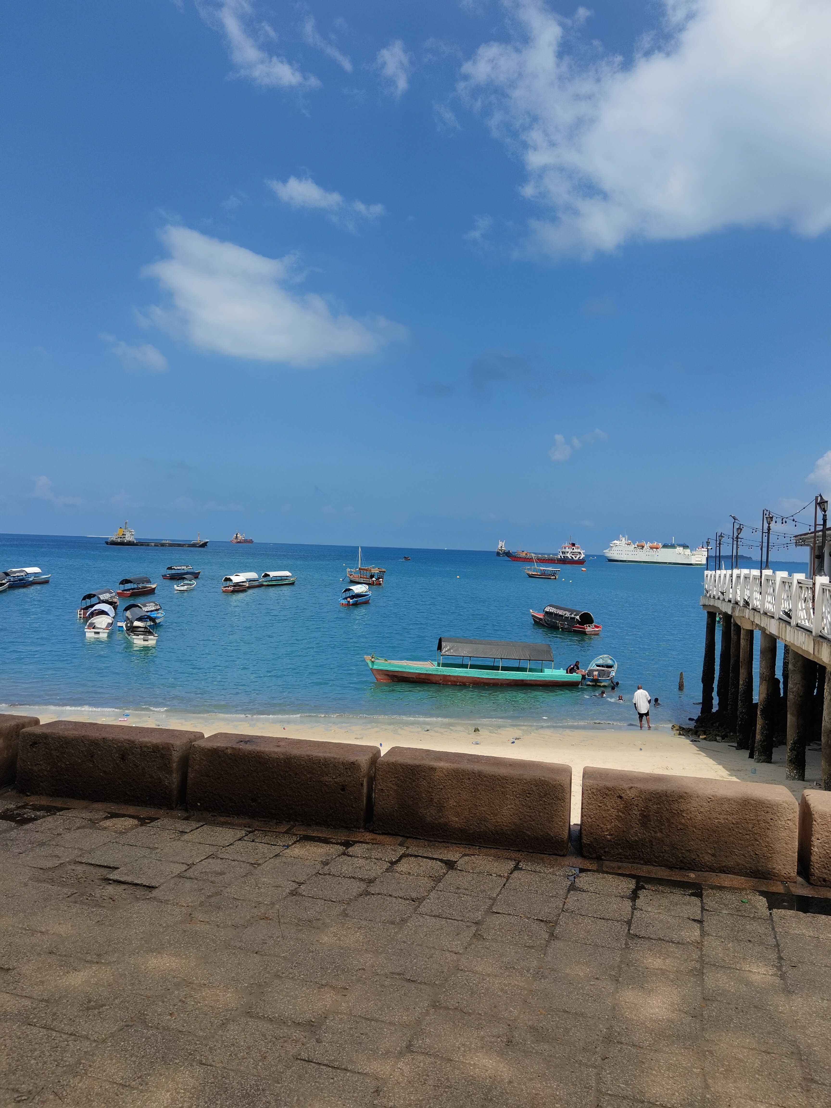 Фото Langi Langi Beach Bungalows