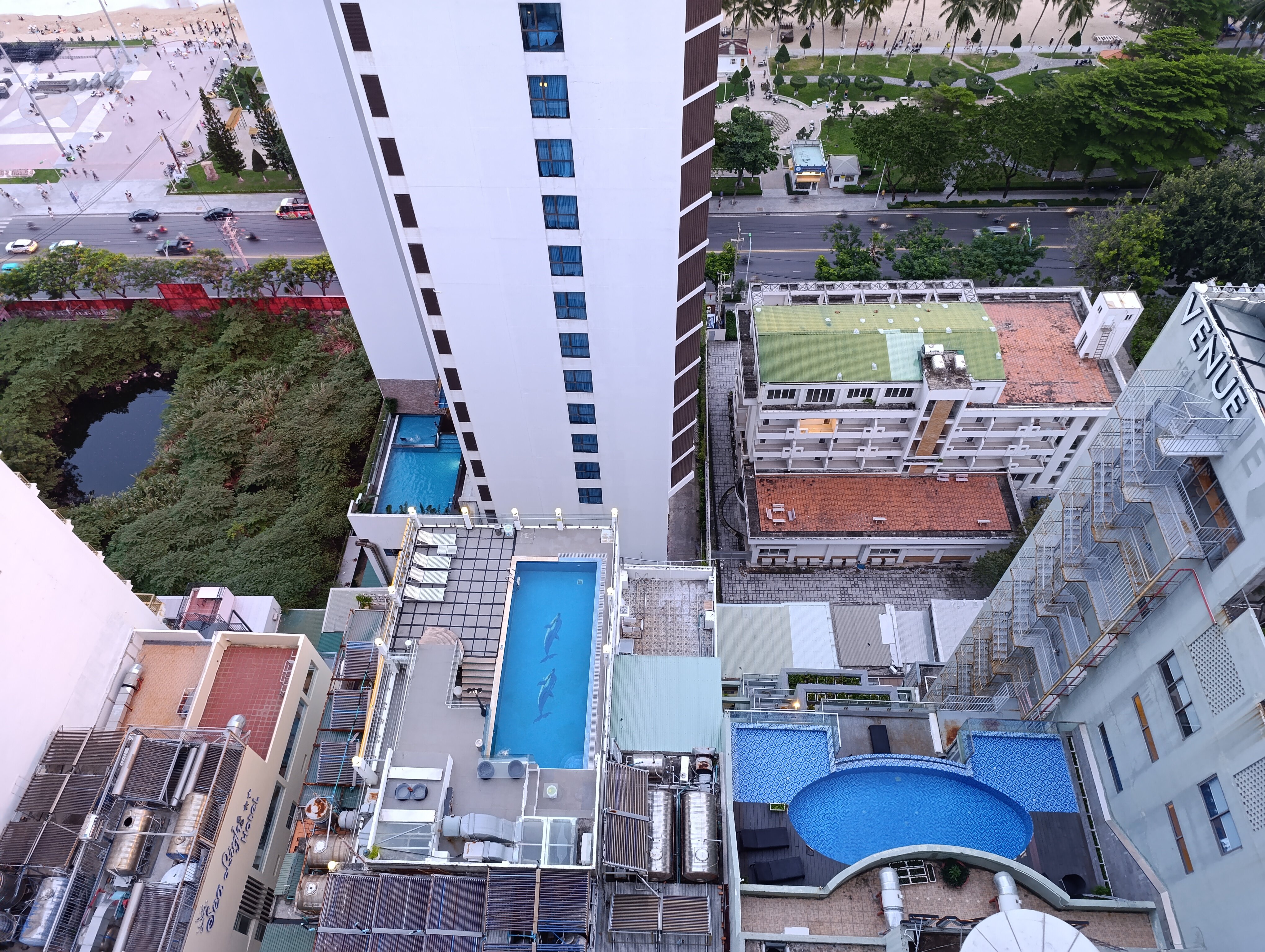 Фото Maple Hotel & Apartment