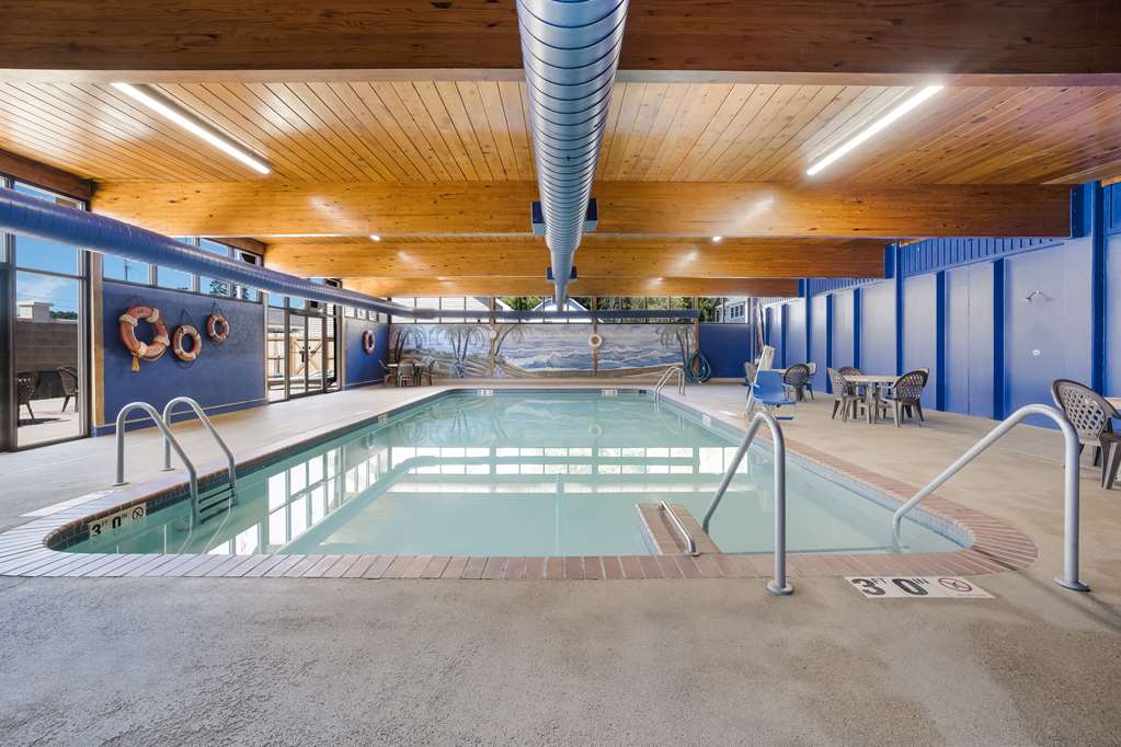 Фото Best Western Riverfront Inn