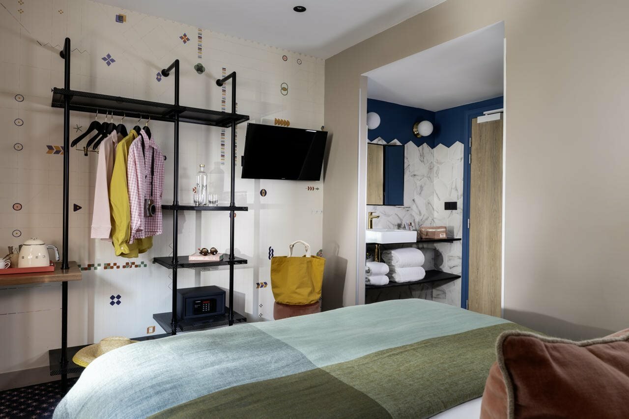 Фото Maxim Folies