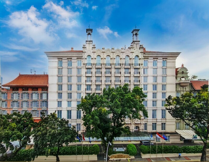 Гостиница Hotel Gran Mahakam в Джакарте