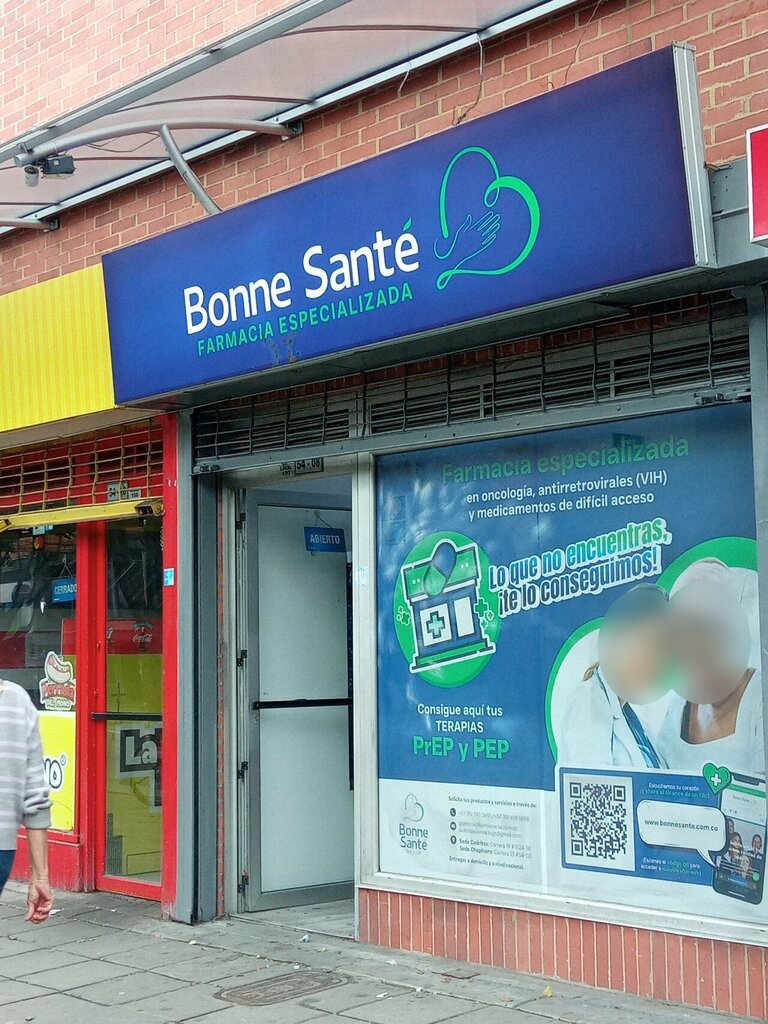 Pharmacy Bonne Santé, Bogota, photo