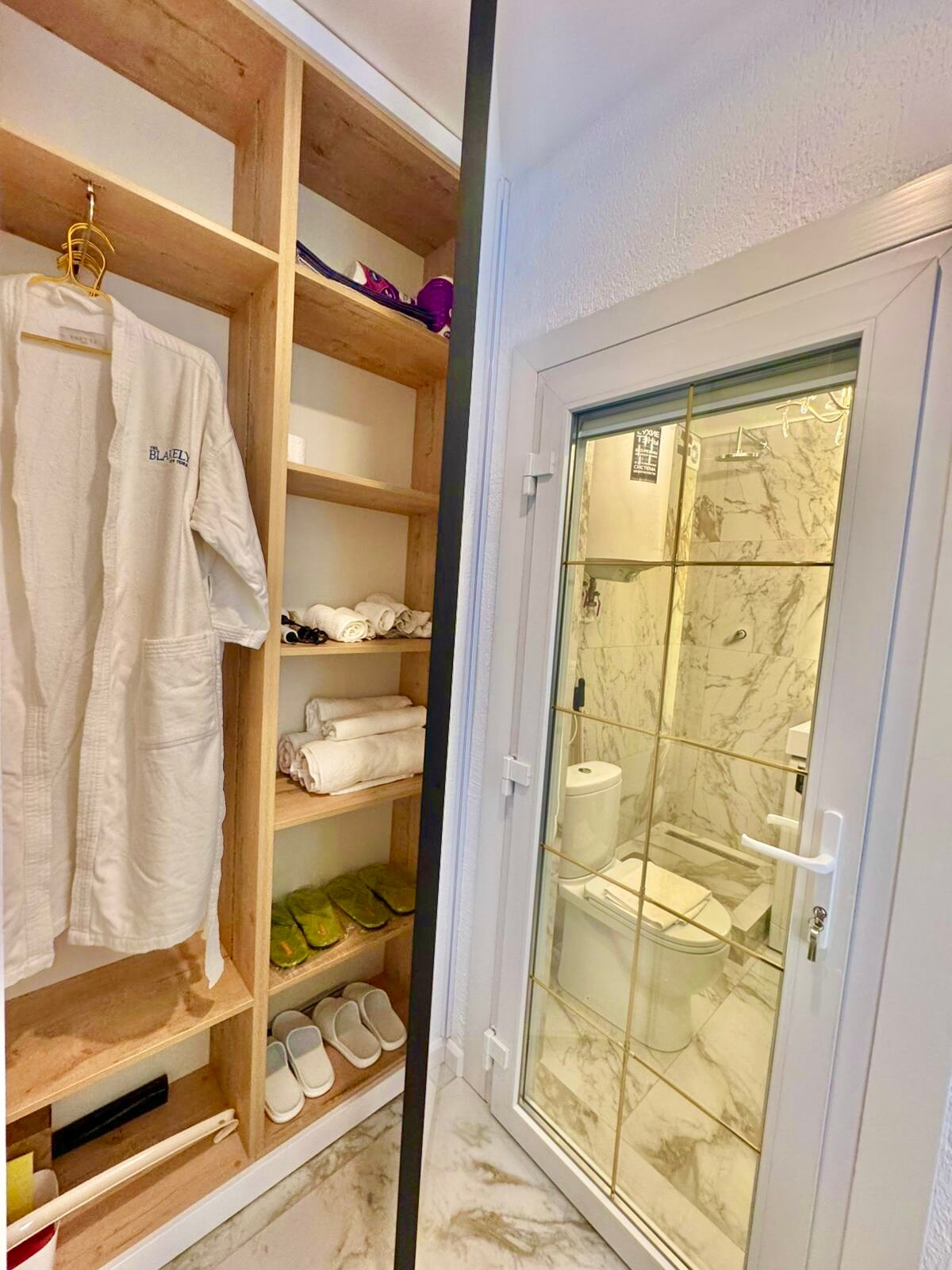 Фото Bali Apartments