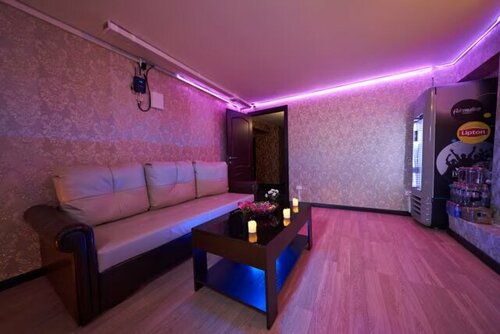 Моңғол әйелдерін алдау туралы жасырын камера порно