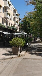 Ami (Kabanbai Batyr Street, 79), restaurant