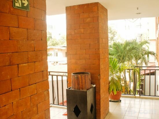 Фото RedDoorz Plus @ Mabolo Cebu