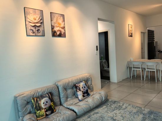 Фото Family Comfy Deluxe Homestay