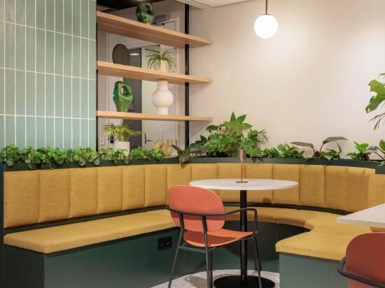 Фото Maxhotel Amsterdam Airport Schiphol