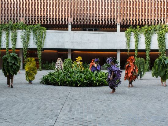 Фото Potato Head Suites & Studios