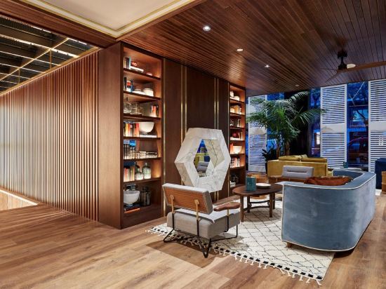 Фото Radisson Blu 1882 Hotel, Barcelona Sagrada Familia