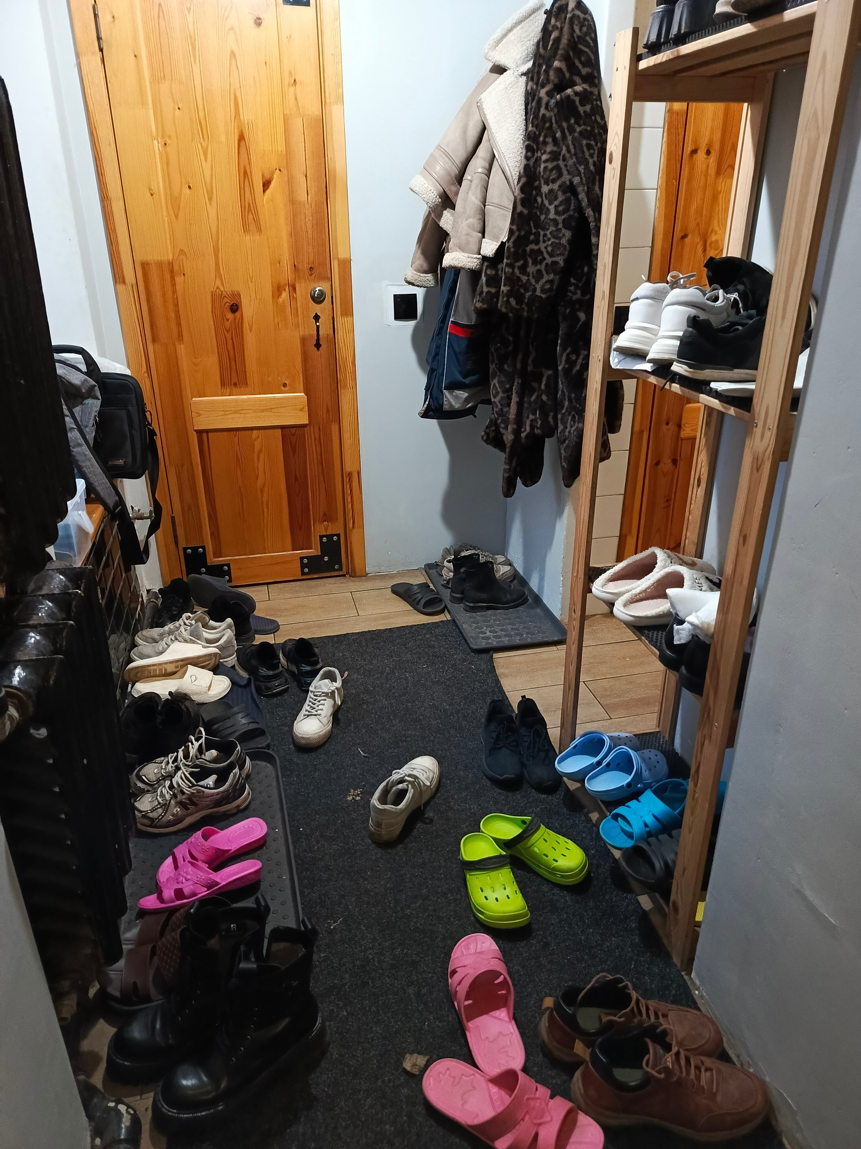 Фото BookCase Hotel&Hostel