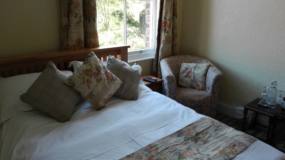 Фото Broomfield House