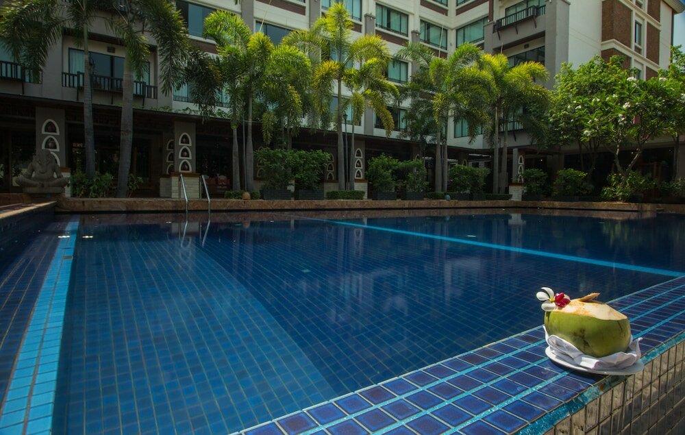 Фото Royal Empire Premium