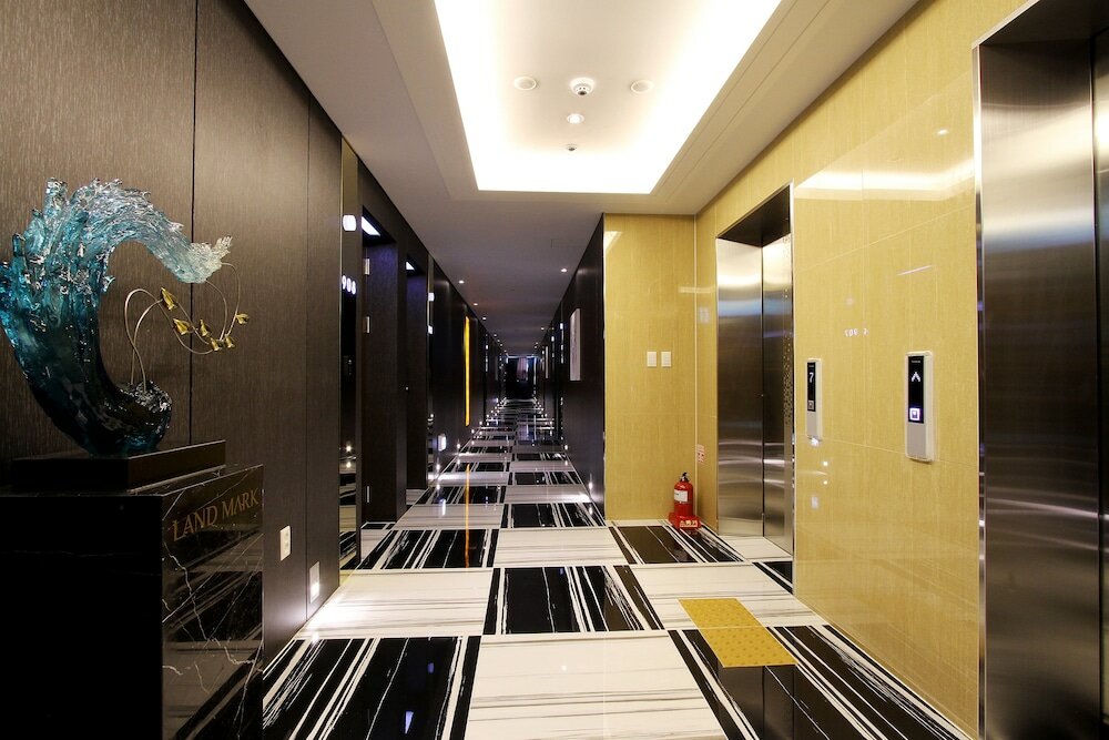 Фото Royal Prime Hotel