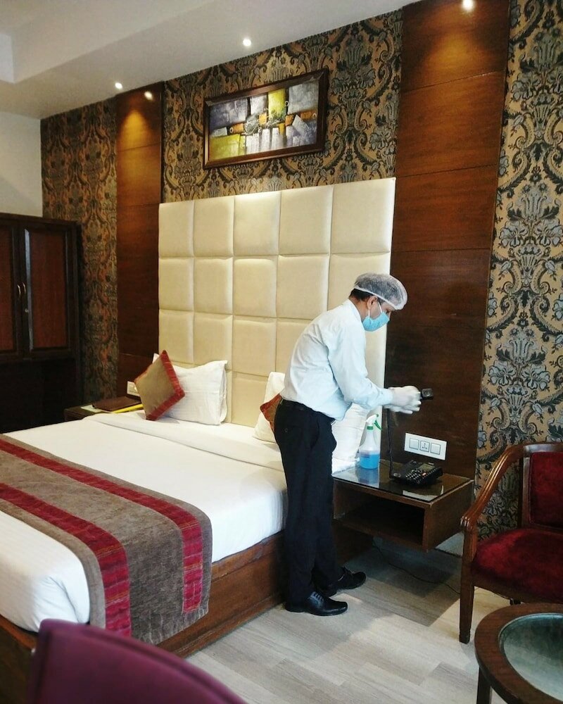 Фото Hotel Shagun