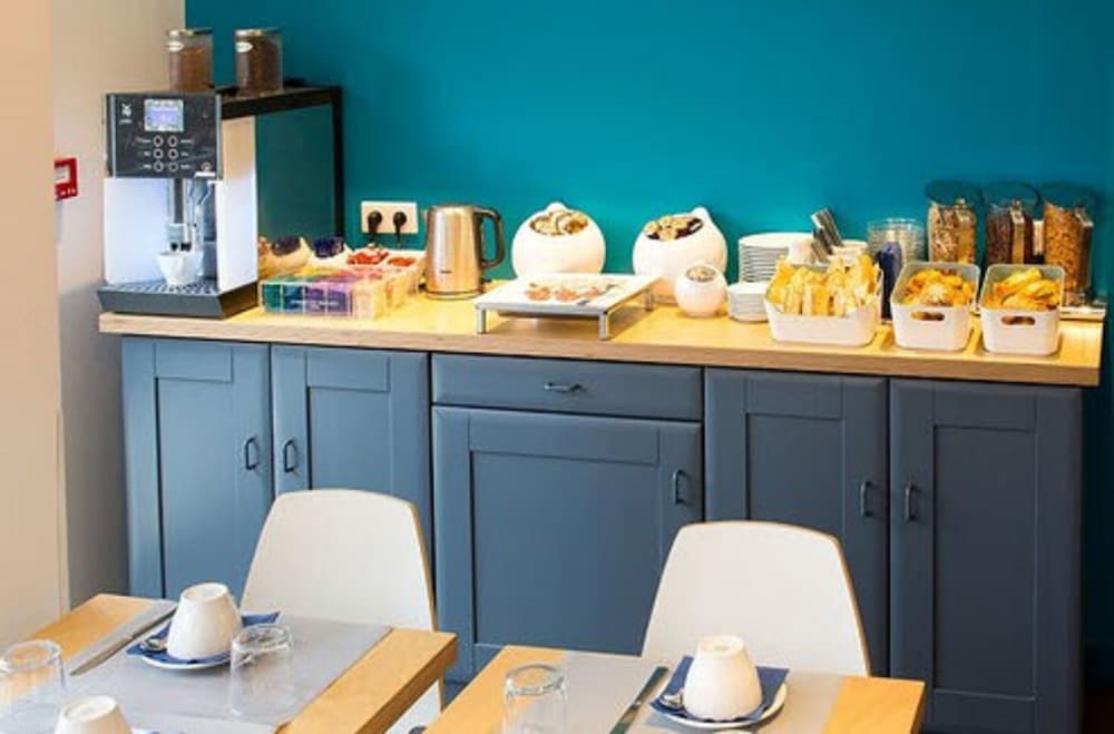 Фото Hôtel La Régence