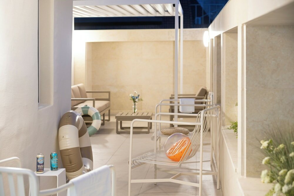 Фото H-avenue Hotel Seomyeon Station