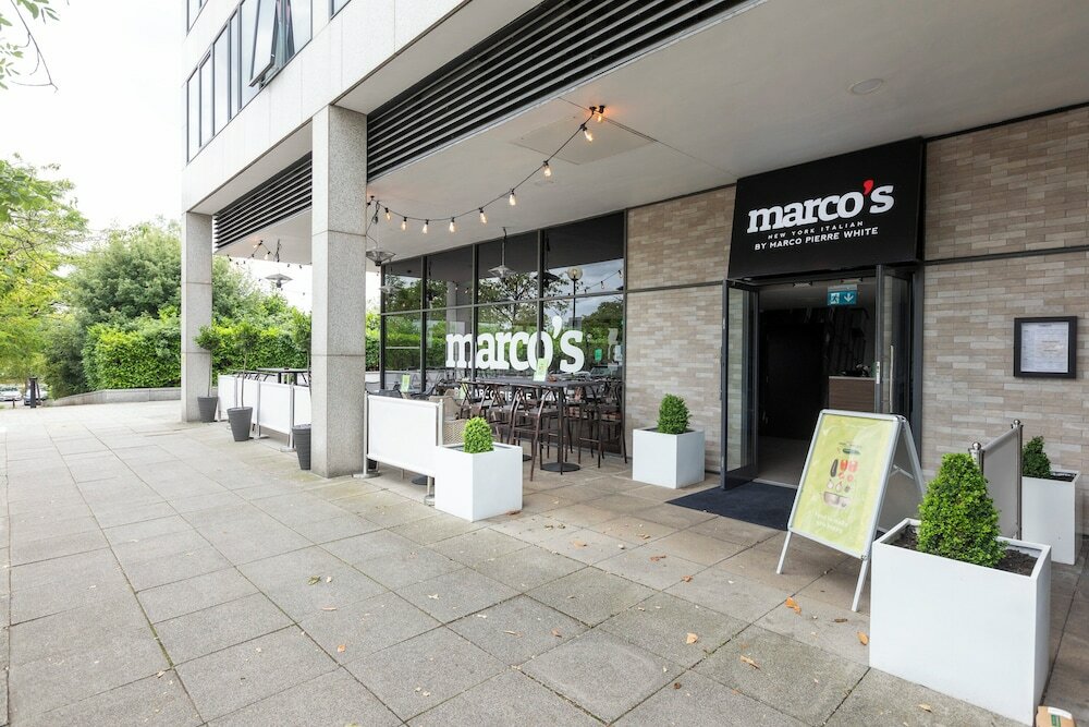 Фото Holiday Inn Milton Keynes - Central, an Ihg Hotel