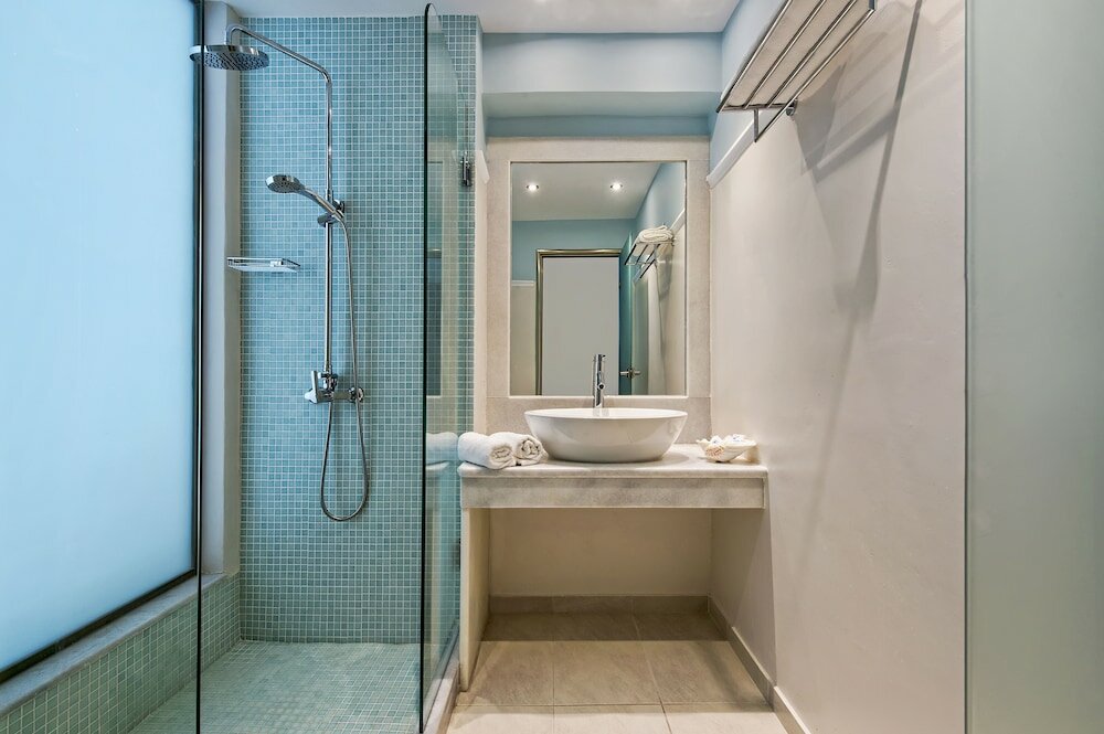 Фото Hotel Makarios