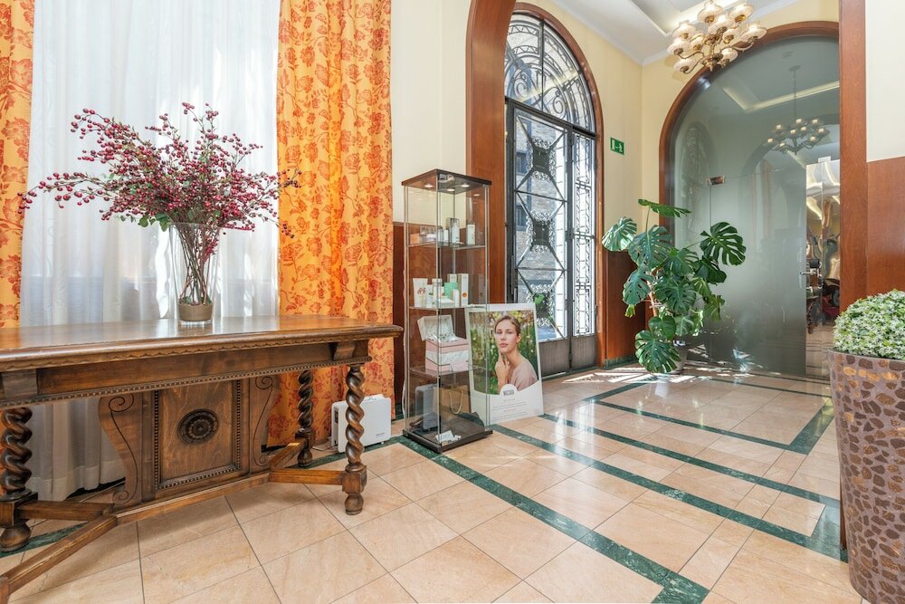 Фото Hotel SPA Termes Carlemany